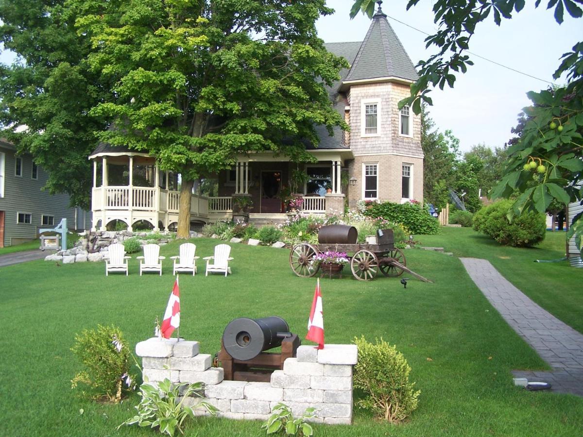 Creighton Manor Inn Bed & Breakfast Orillia Dış mekan fotoğraf